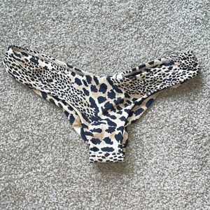 Sofia by Vix Soleil Buzios Bottom , Brazilian cut NWT, leopard print